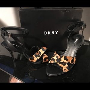dkny ivy ankle strap